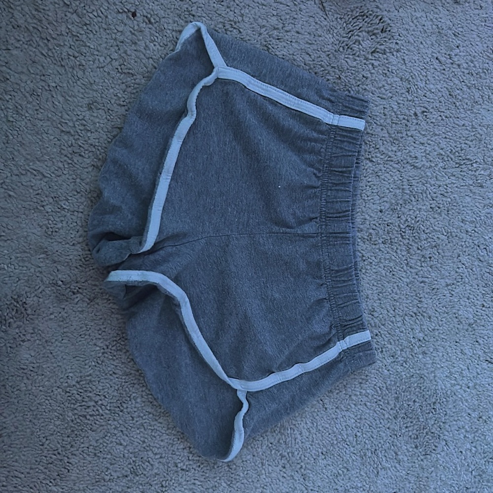 Retro short, from aeropostale gray size XS